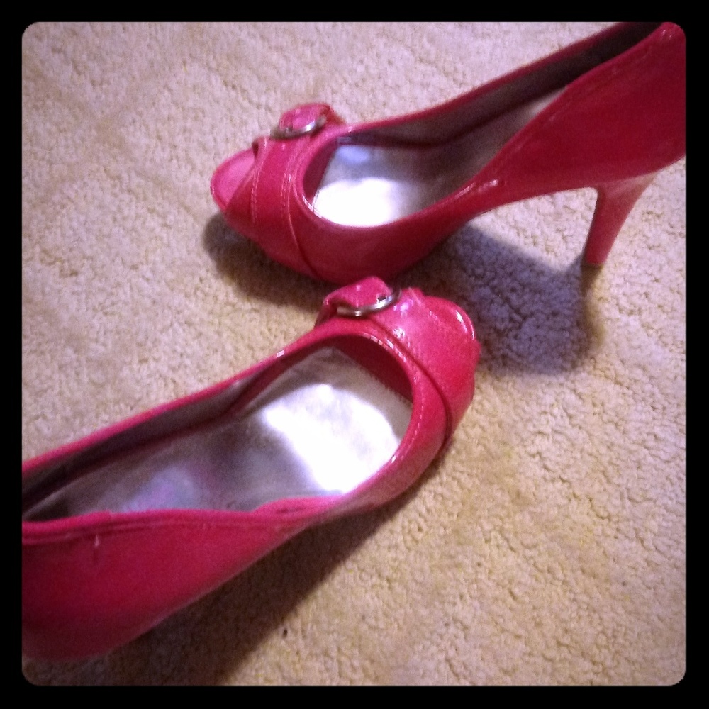 High heel shoes